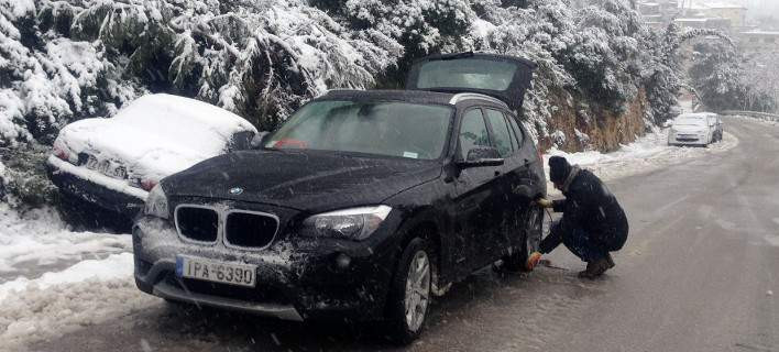 Χιόνια, ΙΧ και αντιολισθητικές αλυσίδες -Προσοχή στην επιλογή και την τοποθέτηση (εικόνες, βίντεο)